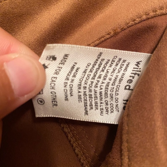 Wilfred Free X Aritizia New Zip-Up Mini Skirt size 10 - Picture 4 of 6